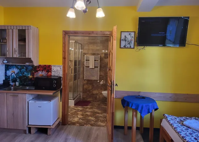 Apartamenty I Pokoje Goscinne Nowita