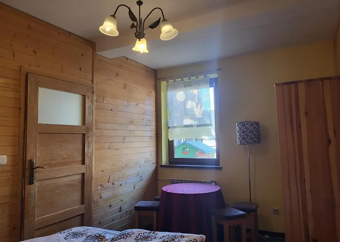 Apartamenty I Pokoje Goscinne Nowita